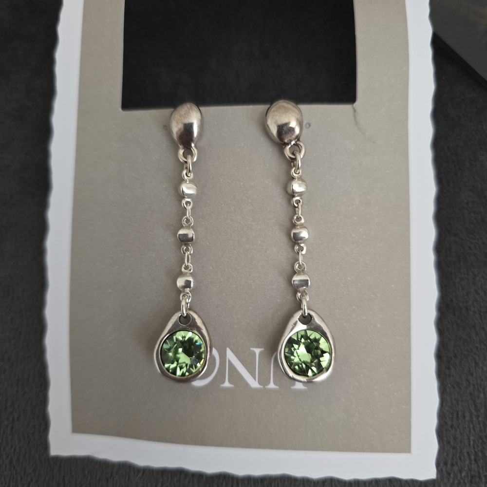 UNO de 50 Silver Drop Earrings with Green Stones